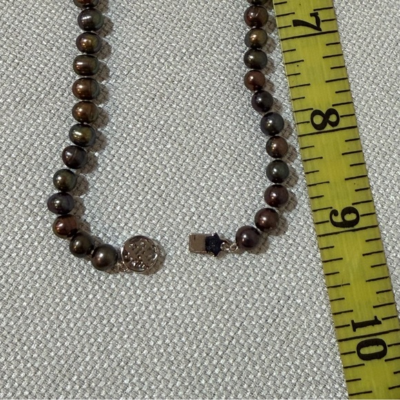 NWOT Gorgeous Multicolor Iridescent Pearl Bead Necklace - Picture 15 of 16